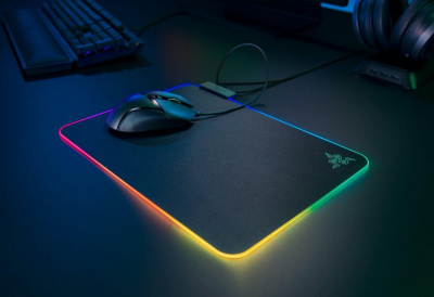 ������ Razer Firefly V2