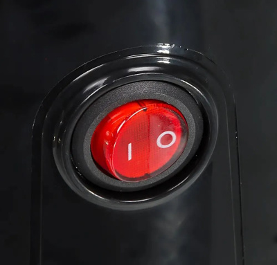 ��������� ��������� Vitek VT-1528-01 750�� ������