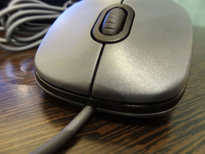 ���� Logitech M90 Grey USB Mouse (910-001794 / 910-001793)