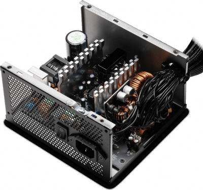 ���� ������� 650W ADATA XPG PYLON �������� 650 ��, ATX12V 2.52, �������� PFC, ���������� 120 ��, c��������� 80 PLUS Bronz (PYLON650B-BKCEU)